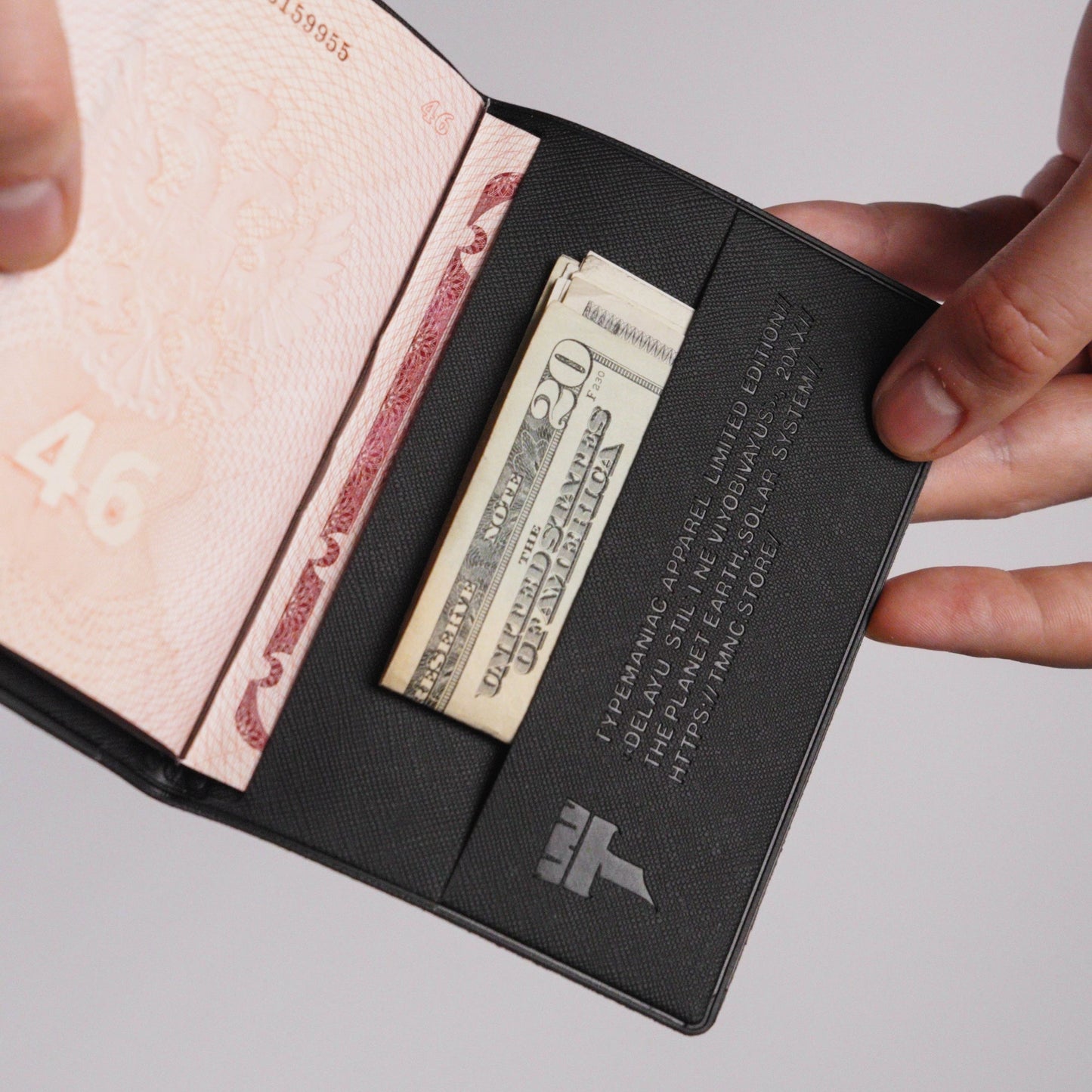 Passport Cover "ARTIST"